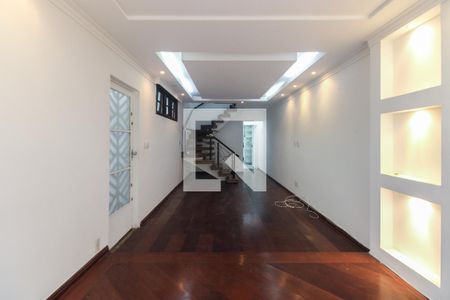 Sala  de casa para alugar com 4 quartos, 120m² em Chácara Santo Antônio (zona Leste), São Paulo