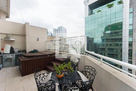 Apartamento à venda com 2 quartos, 133m² em Vila Olímpia, São Paulo