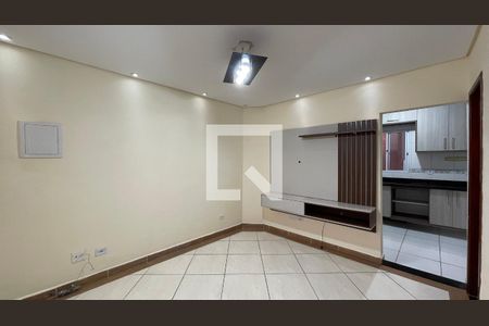 Casa de Condomínio para alugar com 3 quartos, 102m² em Vila Granada, São Paulo