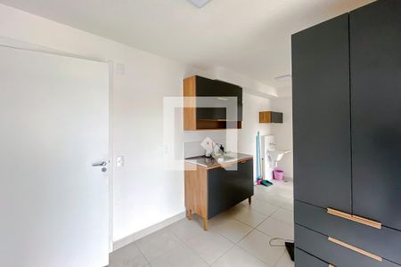 Sala de apartamento para alugar com 1 quarto, 35m² em Parque Industrial Tomas Edson, São Paulo