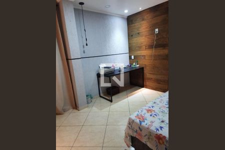 Casa à venda com 4 quartos, 300m² em Jardim Flor de Maio, São Paulo