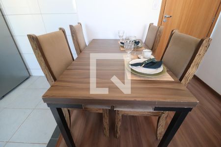 Sala de apartamento para alugar com 2 quartos, 45m² em Jardim Inconfidencia, Uberlândia