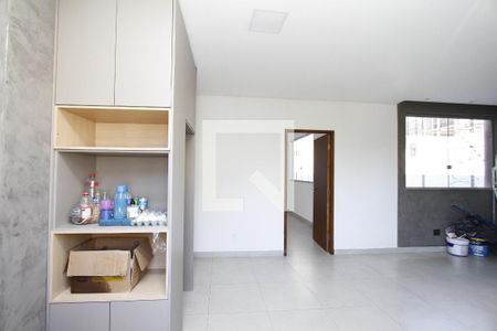 SALA de kitnet/studio para alugar com 1 quarto, 75m² em Barro Preto, Belo Horizonte