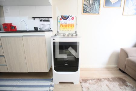 Sala e Cozinha - Fogão de kitnet/studio para alugar com 1 quarto, 36m² em Paraíso do Morumbi, São Paulo