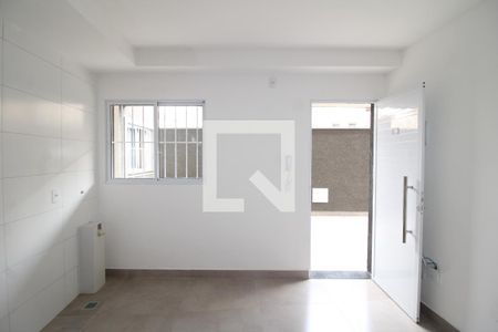 Sala / Cozinha de apartamento para alugar com 1 quarto, 27m² em Vila Diva, São Paulo