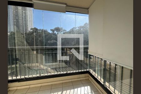 Varanda da Sala de apartamento para alugar com 2 quartos, 68m² em Jardim Tupanci, Barueri