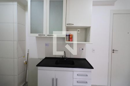 Cozinha e Área de Serviço de apartamento para alugar com 2 quartos, 37m² em Jaguaré, São Paulo