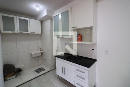 Cozinha e Área de Serviço de apartamento para alugar com 2 quartos, 37m² em Jaguaré, São Paulo