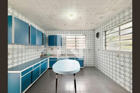 Cozinha  de casa à venda com 4 quartos, 225m² em Parque Colonial, São Paulo