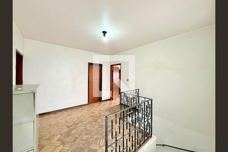 Corredor Quartos de casa para alugar com 4 quartos, 225m² em Parque Colonial, São Paulo