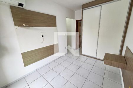 Suíte 1 de apartamento para alugar com 2 quartos, 94m² em Guilhermina, Praia Grande