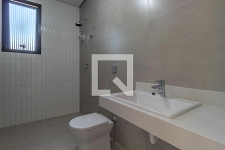 Banheiro de casa de condomínio à venda com 4 quartos, 509m² em Parque Imperador, Campinas