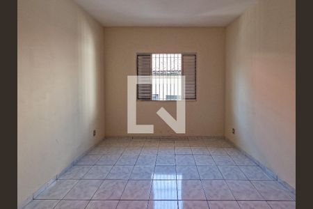 Casa para alugar com 3 quartos, 220m² em Jardim Sao Jose, São Paulo