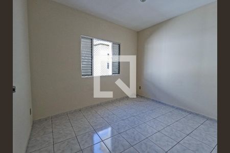 Casa para alugar com 3 quartos, 220m² em Jardim Sao Jose, São Paulo