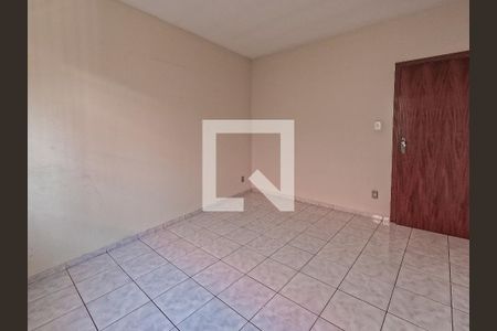 Casa para alugar com 3 quartos, 220m² em Jardim Sao Jose, São Paulo