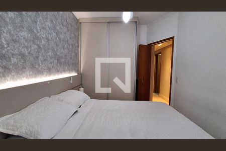 Suíte  de apartamento à venda com 3 quartos, 132m² em Campestre, São Caetano do Sul