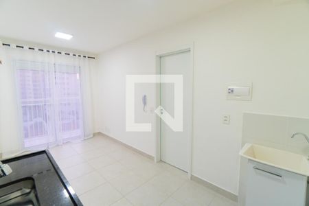 Sala/Cozinha de apartamento para alugar com 1 quarto, 30m² em Planalto Paulista, São Paulo