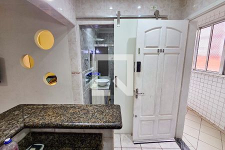 Cozinha de kitnet/studio para alugar com 1 quarto, 50m² em Forte, Praia Grande