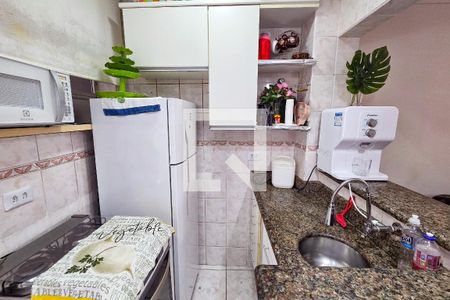 Cozinha de kitnet/studio para alugar com 1 quarto, 50m² em Forte, Praia Grande