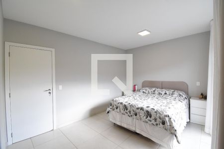 Suíte de casa de condomínio à venda com 3 quartos, 130m² em Barreirinha, Curitiba