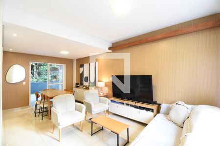 Sala de casa de condomínio à venda com 3 quartos, 130m² em Barreirinha, Curitiba