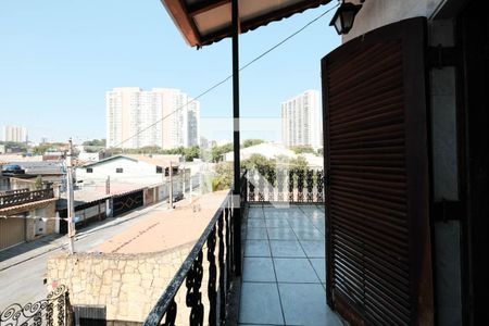 Quarto 1 de casa para alugar com 4 quartos, 260m² em Vila Ré, São Paulo