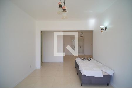 Casa para alugar com 2 quartos, 120m² em Santos Dumont, São Leopoldo