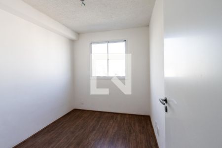 Quarto 1 de apartamento para alugar com 2 quartos, 34m² em Parque Industrial Tomas Edson, São Paulo