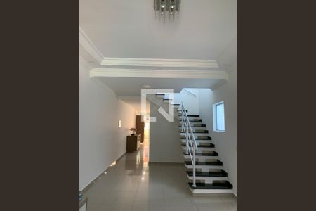 Sala de casa para alugar com 3 quartos, 125m² em Canto do Forte, Praia Grande