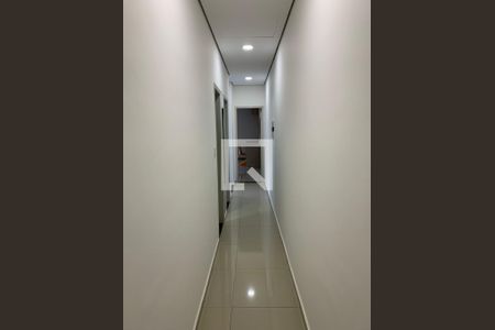 Corredor de casa para alugar com 3 quartos, 125m² em Canto do Forte, Praia Grande