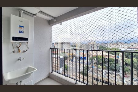 Varanda e área de serviço de apartamento para alugar com 2 quartos, 38m² em Lapa de Baixo, São Paulo