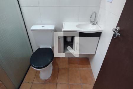 Banheiro 1 de casa para alugar com 1 quarto, 100m² em Barcelona, São Caetano do Sul