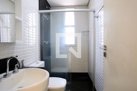 Banheiro de apartamento para alugar com 1 quarto, 47m² em Anchieta, Belo Horizonte
