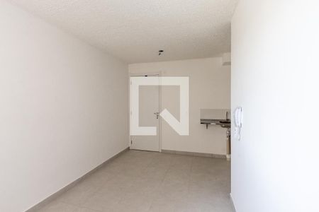 Apartamento para alugar com 2 quartos, 35m² em Parque Industrial Tomas Edson, São Paulo