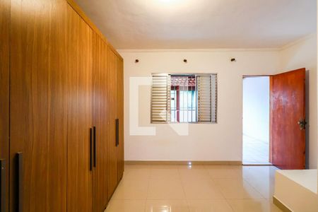 Casa à venda com 3 quartos, 250m² em Parque Arariba, São Paulo