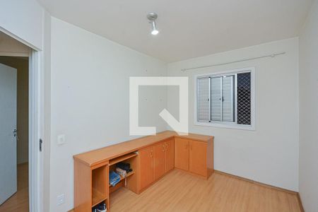 Quarto 2 de apartamento para alugar com 2 quartos, 48m² em Vila Constanca, São Paulo