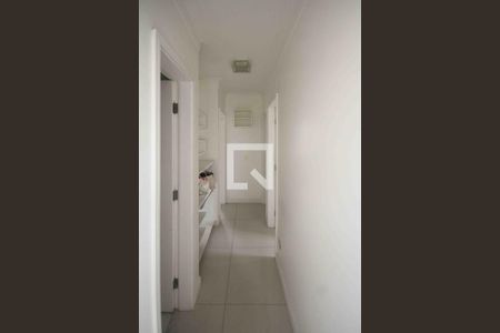 Corredor de apartamento para alugar com 3 quartos, 69m² em Vila Prudente, São Paulo