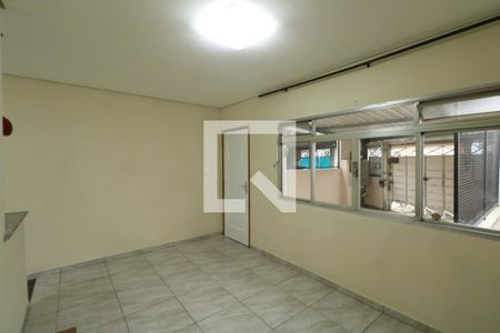 Sala de casa para alugar com 2 quartos, 69m² em Mauá, São Caetano do Sul