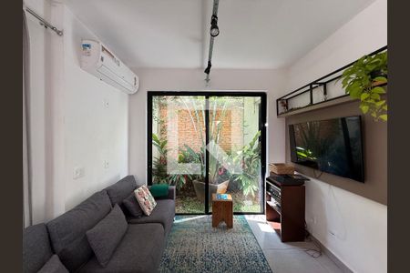 Sala de casa à venda com 2 quartos, 300m² em Santa Tereza, Belo Horizonte