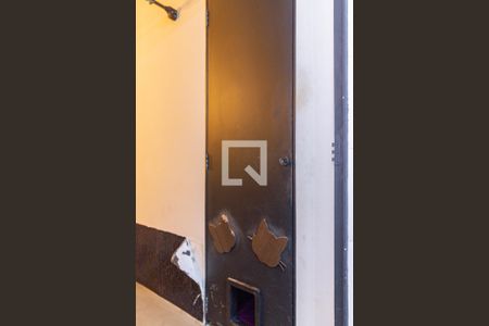 Dispensa Corredor Sala de casa de condomínio para alugar com 2 quartos, 92m² em Conjunto Residencial Vista Verde, São Paulo