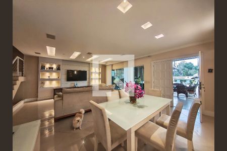 Sala  de casa de condomínio à venda com 5 quartos, 403m² em Barra da Tijuca, Rio de Janeiro