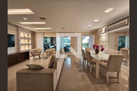 Sala de casa de condomínio à venda com 5 quartos, 403m² em Barra da Tijuca, Rio de Janeiro