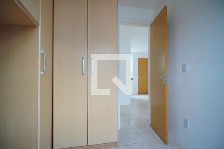Quarto 2 de apartamento para alugar com 2 quartos, 40m² em Rubem Berta, Porto Alegre