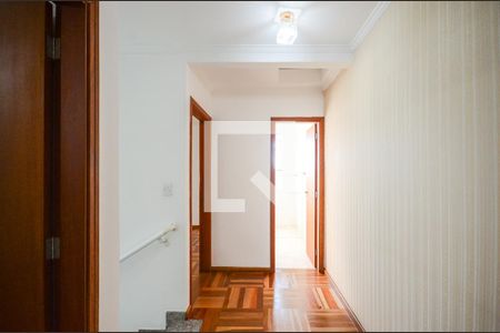 Corredor de casa à venda com 3 quartos, 154m² em Jardim Sao Jose, São Paulo