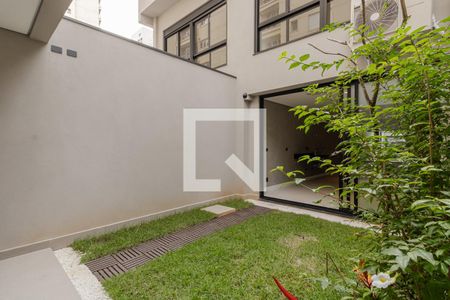 Quintal e Churrasqueira de casa à venda com 2 quartos, 190m² em Vila Nova Conceição, São Paulo