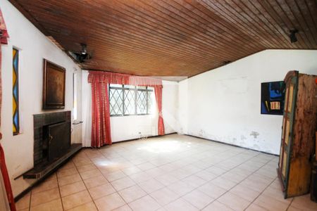 Sala 1 de casa para alugar com 6 quartos, 890m² em Vila Santo Antonio de Carapicuiba, Cotia