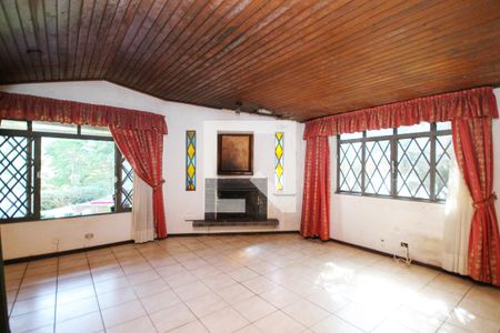 Sala 1 de casa para alugar com 6 quartos, 890m² em Vila Santo Antonio de Carapicuiba, Cotia