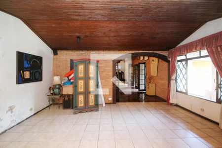 Sala 1 de casa para alugar com 6 quartos, 890m² em Vila Santo Antonio de Carapicuiba, Cotia