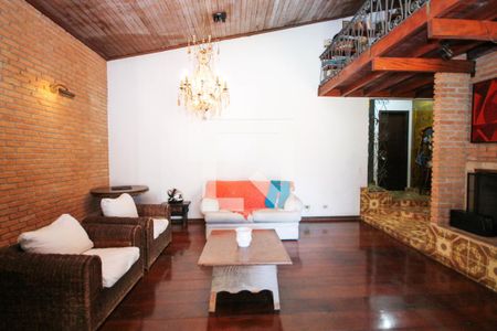 Sala 2 de casa para alugar com 6 quartos, 890m² em Vila Santo Antonio de Carapicuiba, Cotia