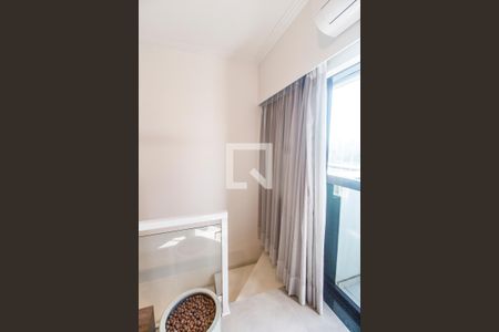 Escada de apartamento para alugar com 1 quarto, 50m² em Bethaville I, Barueri
